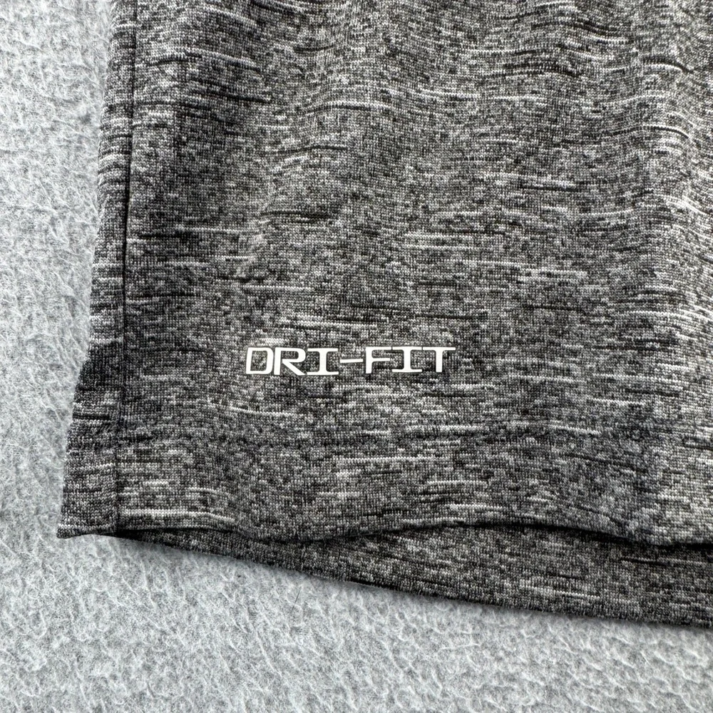 Nike Swim Shirt Mens Large Dri-FIT Heather Grey UPF 40+ Rash Guard Performance